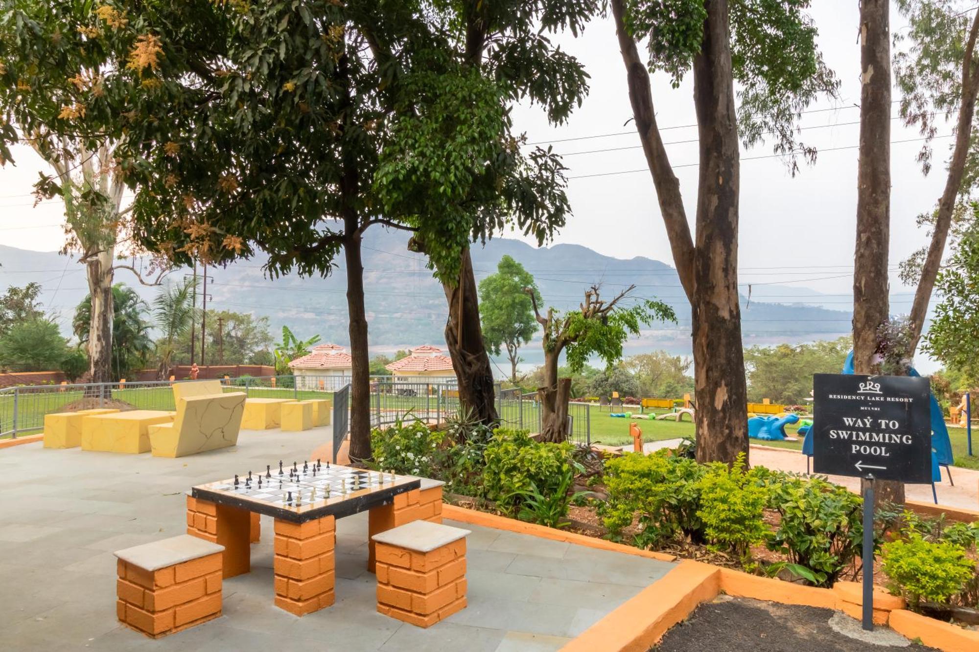 Residency Lake Resort & Spa Mulshi Exterior foto