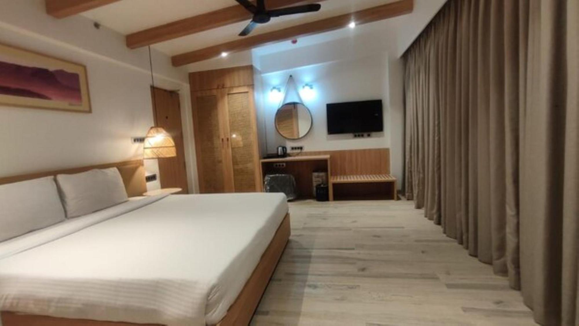 Residency Lake Resort & Spa Mulshi Exterior foto